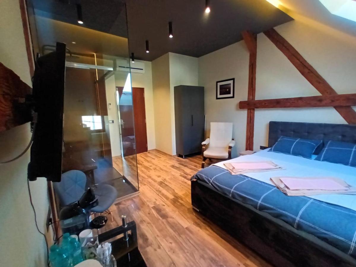Apartament Eminescu 1 Mediaş Eksteriør bilde